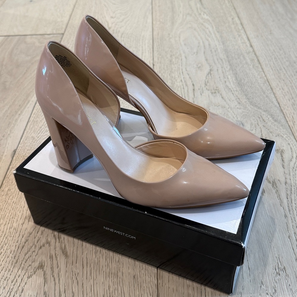 Nine West Anisa 9X Block Heel Pump in Size 8 Color Natural - Picture 2 of 14